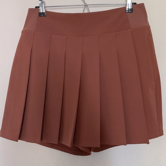NWOT Athleta High Rise Endless Pleated Rust Orange Skort Shorts - Picture 2 of 9